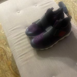 Sorrel sneakers